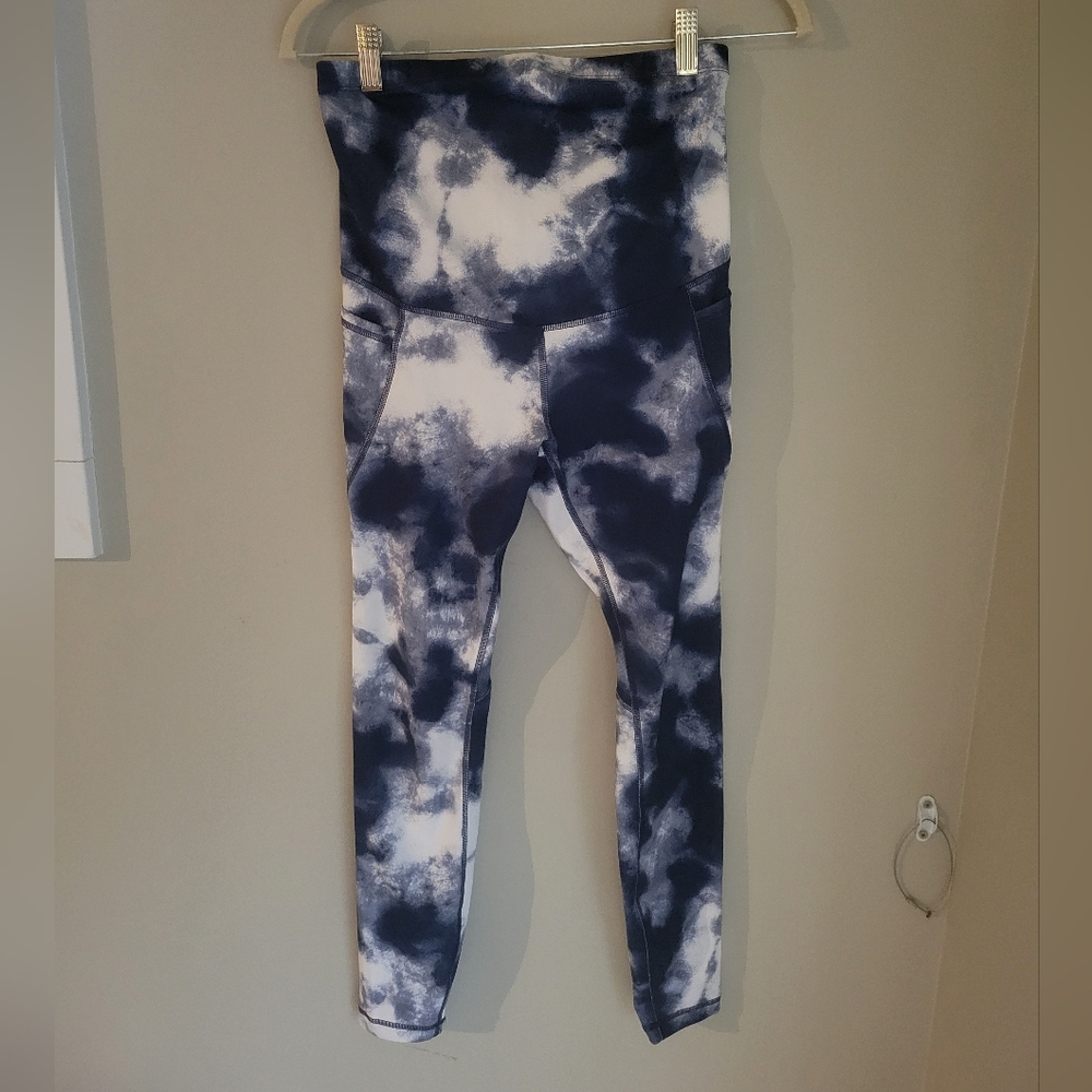 Old navy maternity leggings